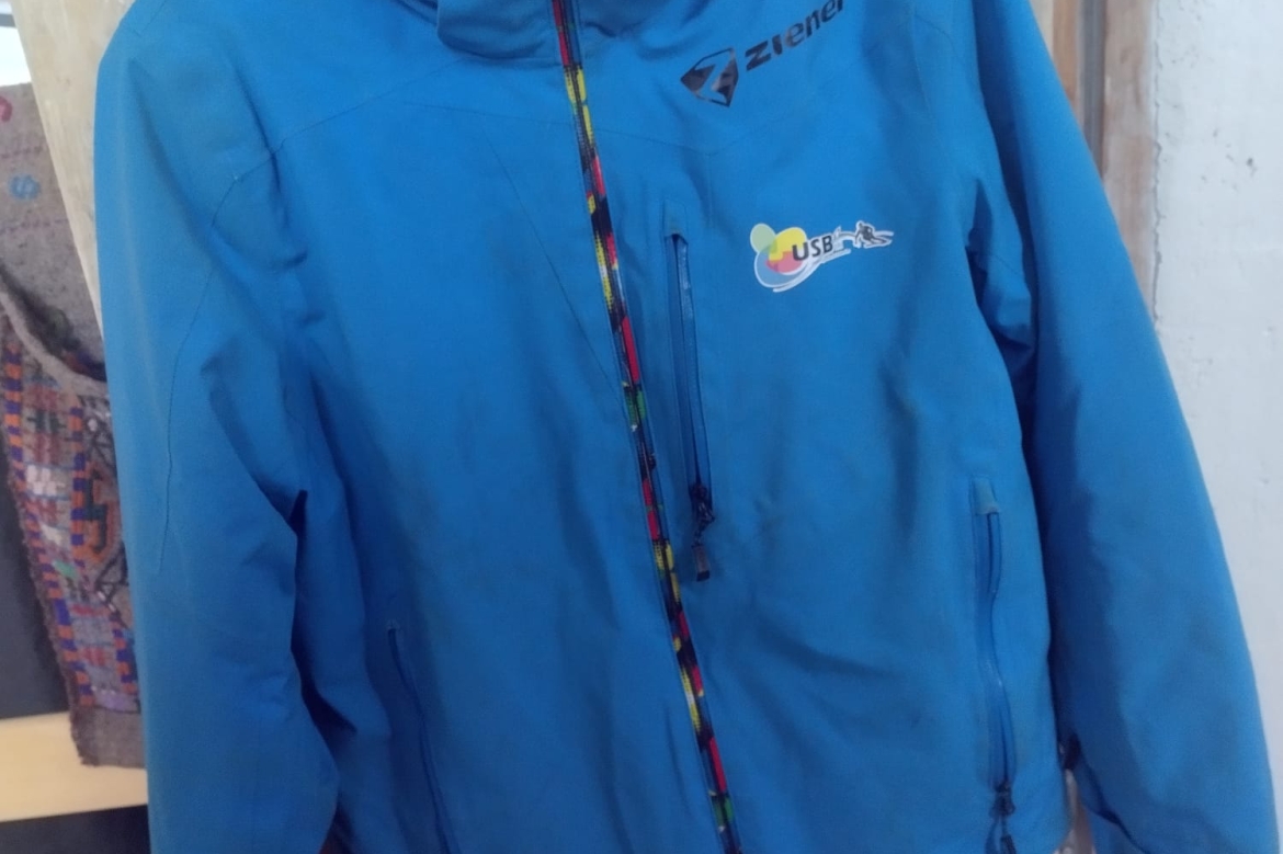 VESTE A VENDRE  ZIENER 164